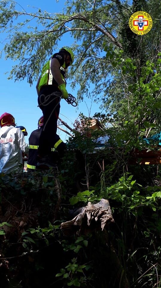 25 aprile 2020 . Casola Valsenio (RA). Incidente agricolo.