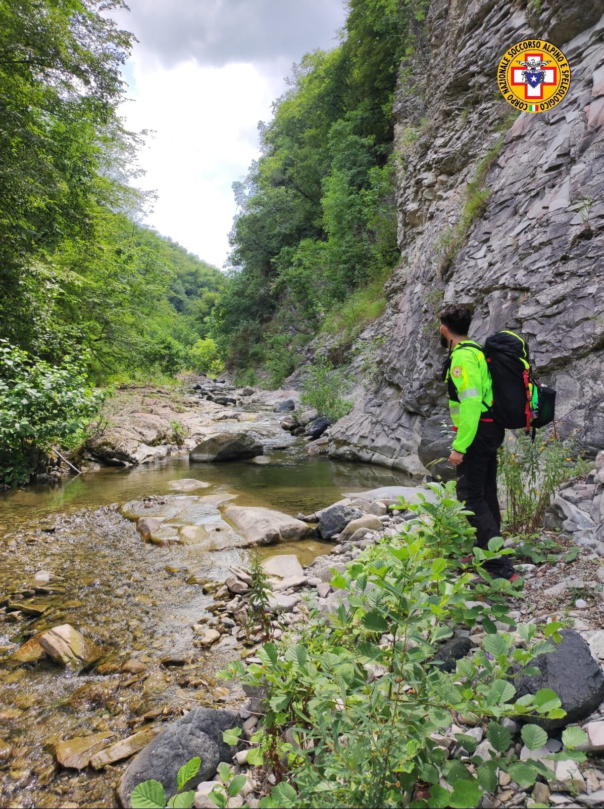 23 luglio 2023. Rio Perino(Coli - PC). Cade procurandosi un trauma alla spalla.