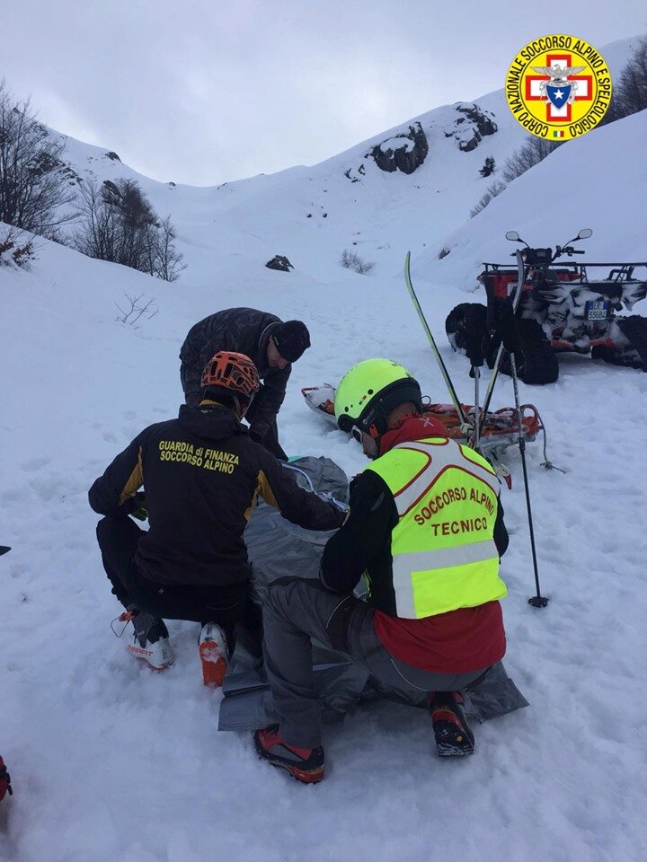 20 novembre 2019. Passo d'Annibale (MO-PT). Accusa malore mentre fa una gita con gli sci.
