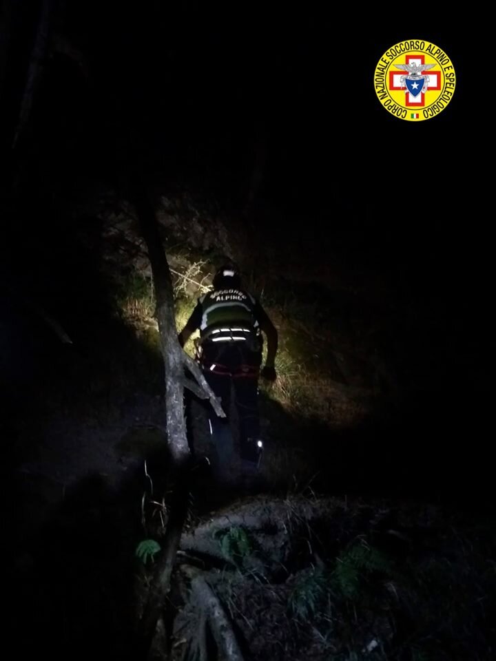 16 settembre 2019. Monte Penna (FC). Escursionista disorientato e stanco localizzato e soccorso nella notte.
