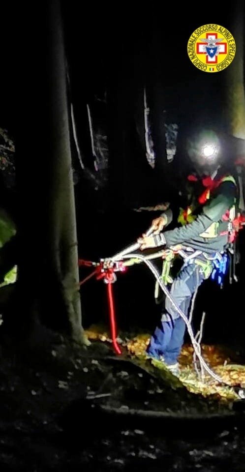 2 febbraio 2020. Lagdei (Corniglio - Pr). Due escursionisti infortunati agli arti inferiori.