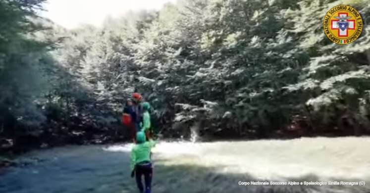 4 settembre 2022. Monchio delle Corti (PR). Cade durante la ricerca di funghi.