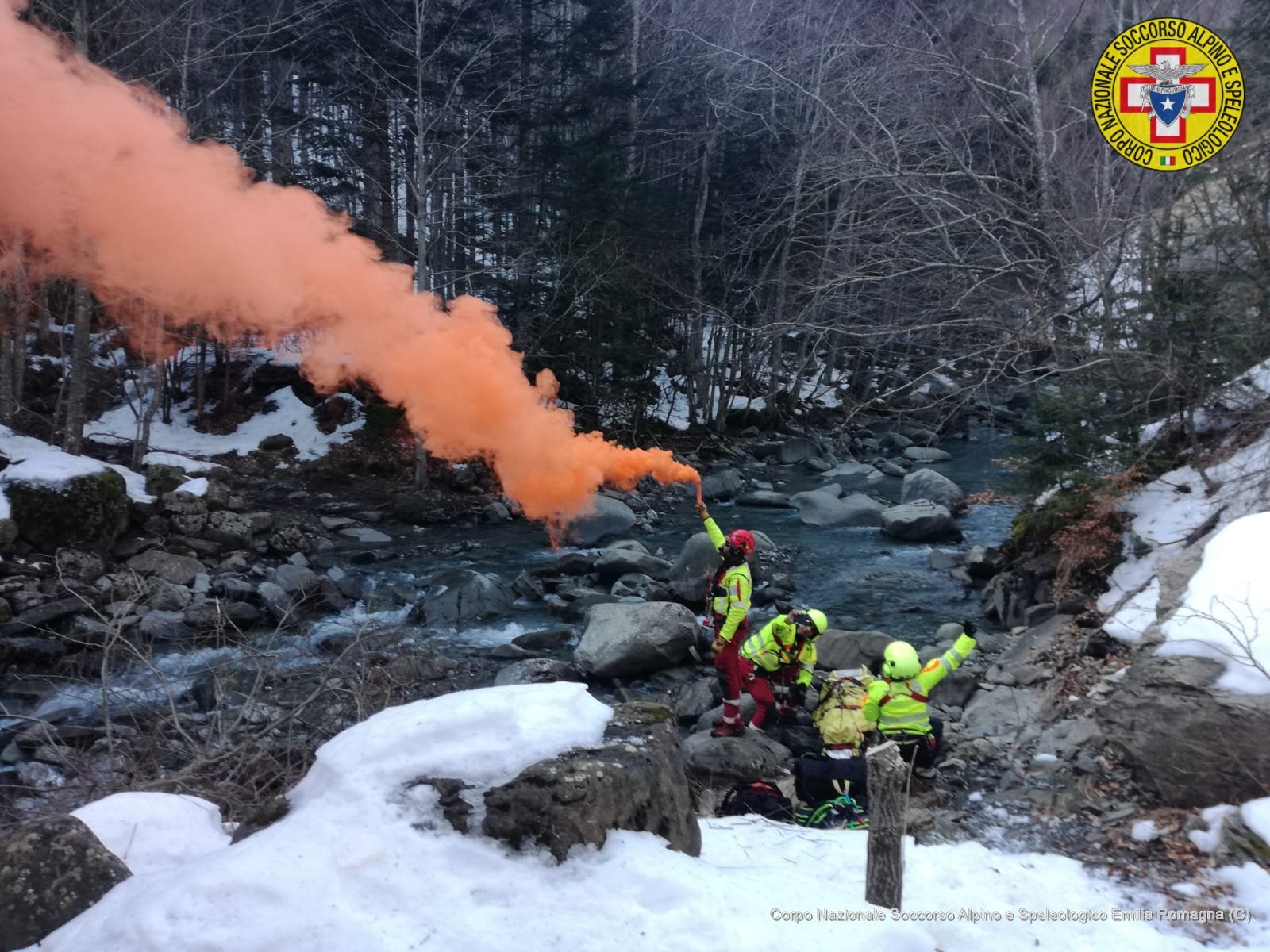 14 febbraio 2019. Rigugio Segheria (Villa Minozzo RE). Soccorso escursionista. Intervento dei tecnici del Soccorso Alpino e Elisoccorso.