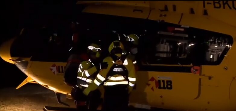 22 febbraio 2022. Simulato per la prima volta il trasporto di equipe del SAER (Soccorso Alpino Emilia Romagna) &nbsp;con l&rsquo;elicottero della base 118 di Bologna, in caso di intervento notturno in montagna