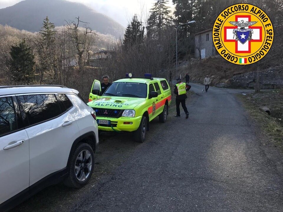 6 agosto 2019. Forestale Bargetana (Ventasso -Re). Cade dalla Mountain bike lussandosi una spalla.
