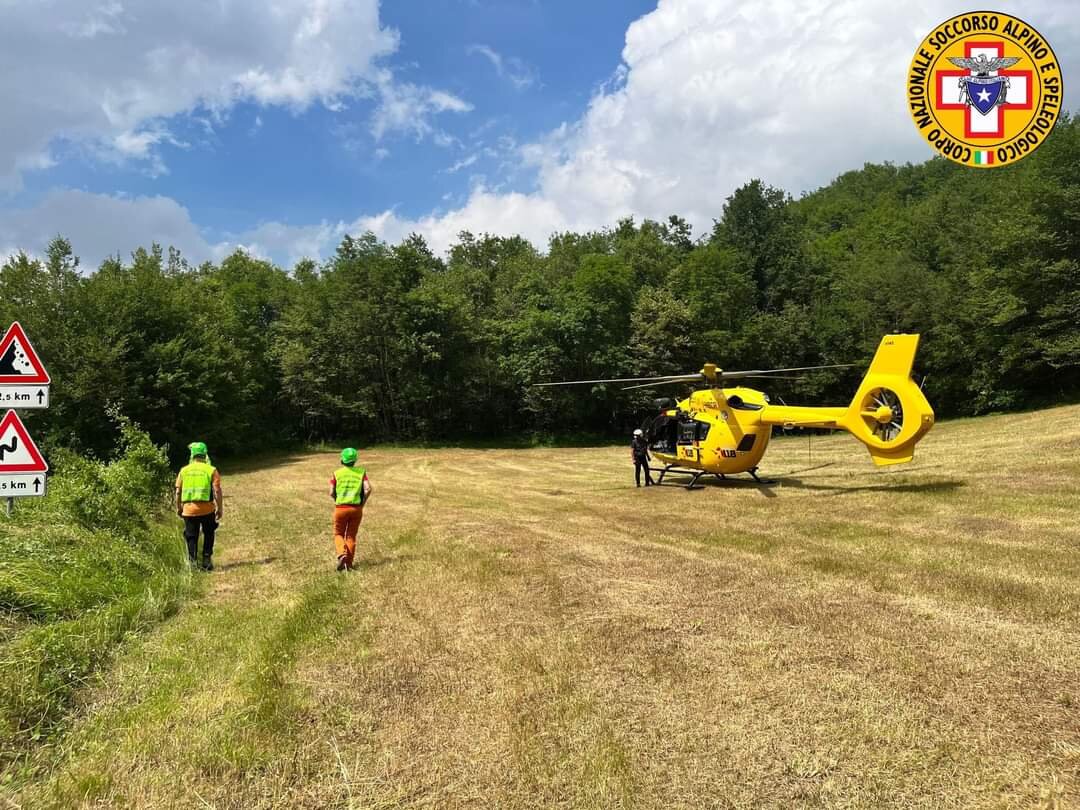14 luglio 2023. Cascate del Golfarone (RE). Soccorso turista infortunato.