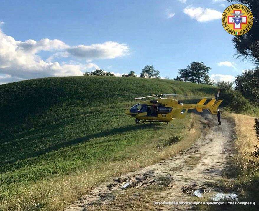 5 giugno 2020 . Sentiero CAI 646 (Quattro Castella -Re) Cade dalla bici. Trasportato in elicottero all'ospedale.