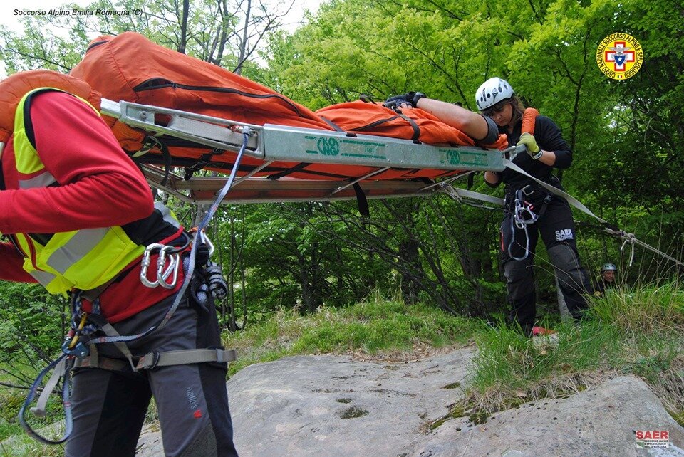 21 ottobre 2019. Dardagna (BO). Si infortuna vicino alla cascata.