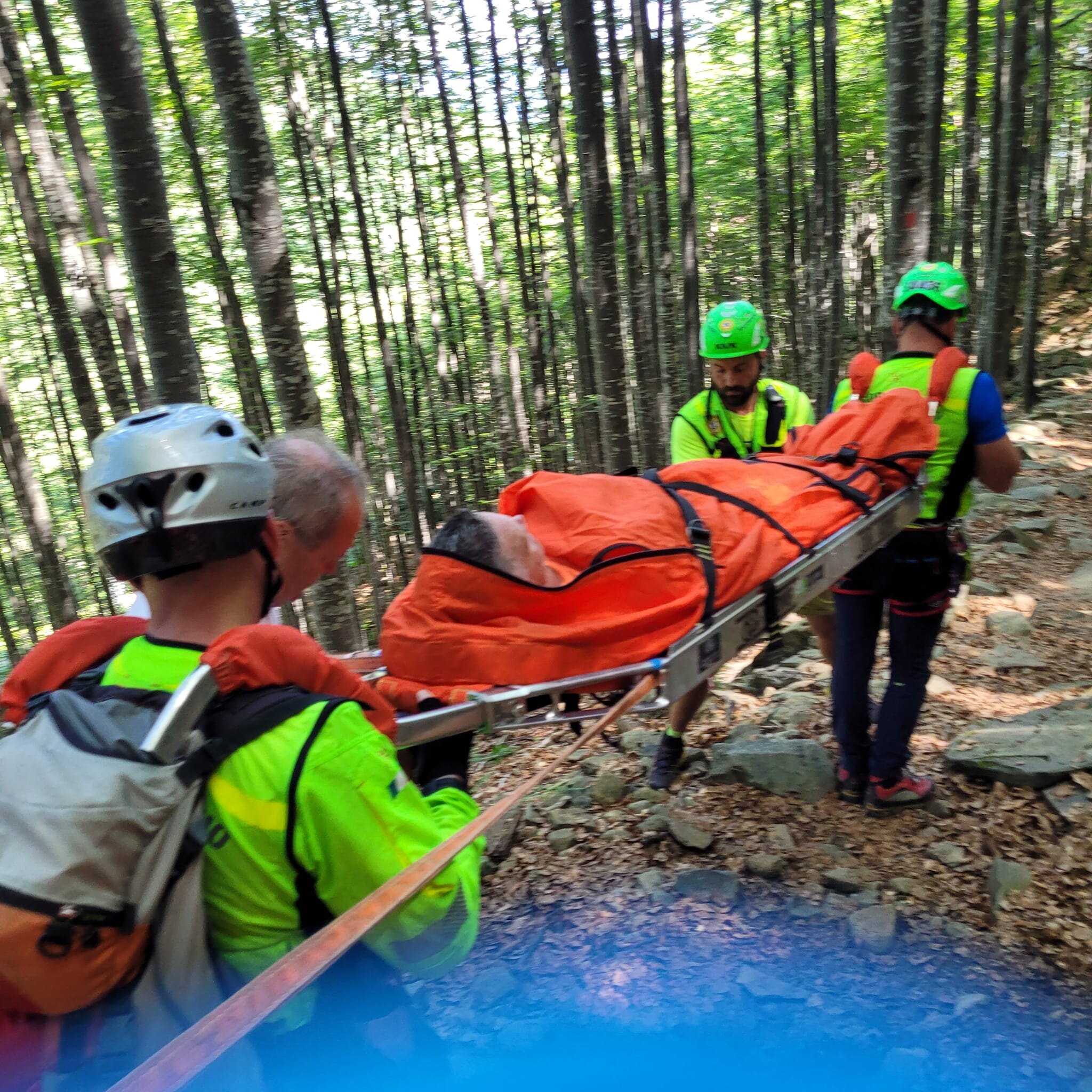 16 luglio 2023. Prato Spilla e diga monte Groppo di Alberto (PR) Due interventi per il soccorso alpino .