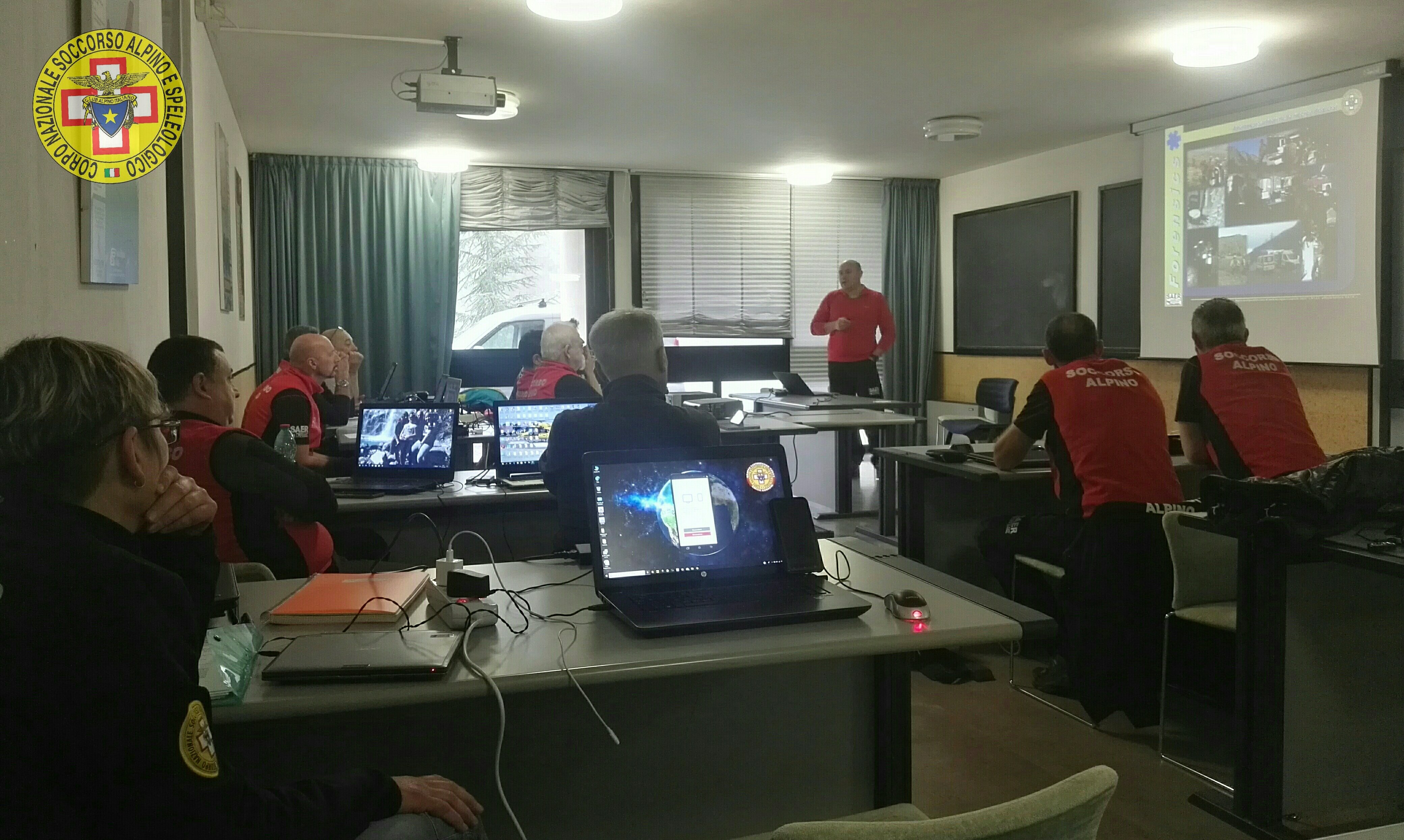 Due giornate formative per i Tecnici di Ricerca dispersi del Soccorso Alpino Emilia Romagna a Santa Sofia (FC)