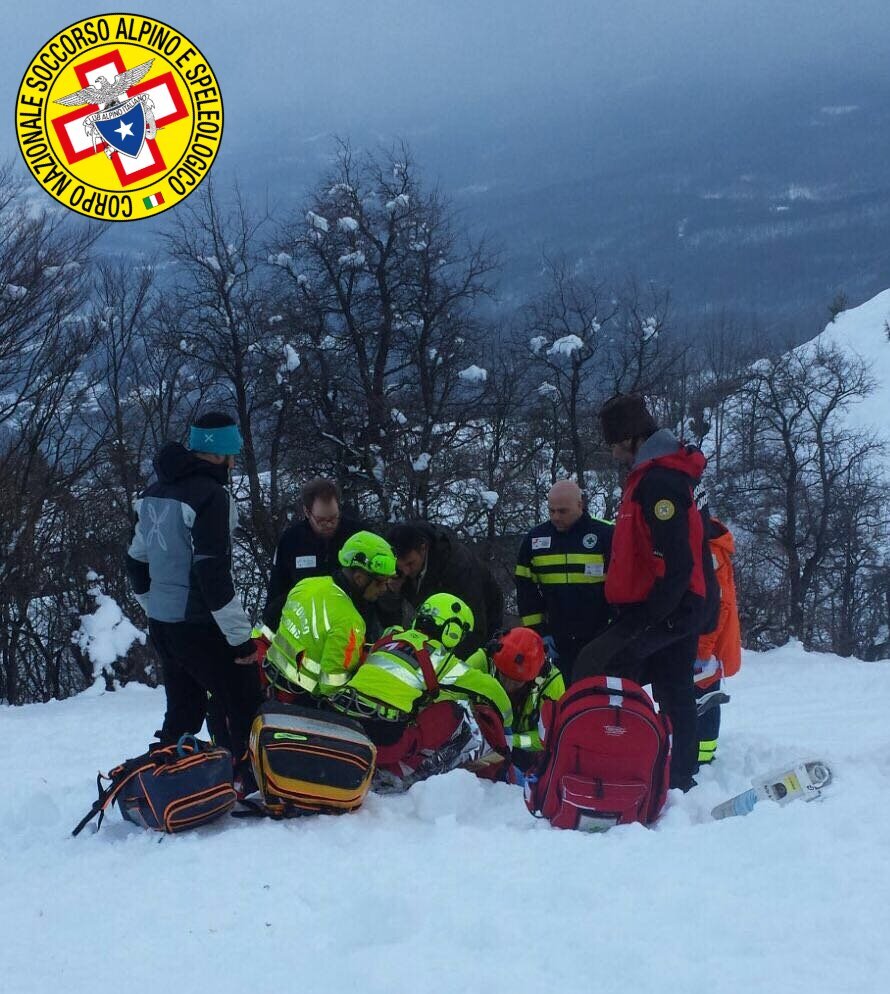 10 febbraio 2018 - Rifugio Monte Orsaro, Villa Minozzo (RE). Soccorso ragazzo caduto da bob.