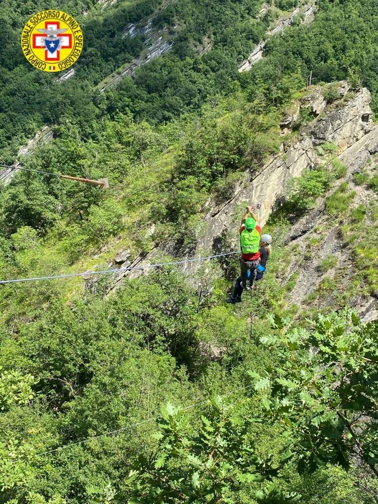 121c32f4-a737-4ae1-b1e6-0a4fe829ebd4.jpg 121c32f4-a737-4ae1-b1e6-0a4fe829ebd4.jpg