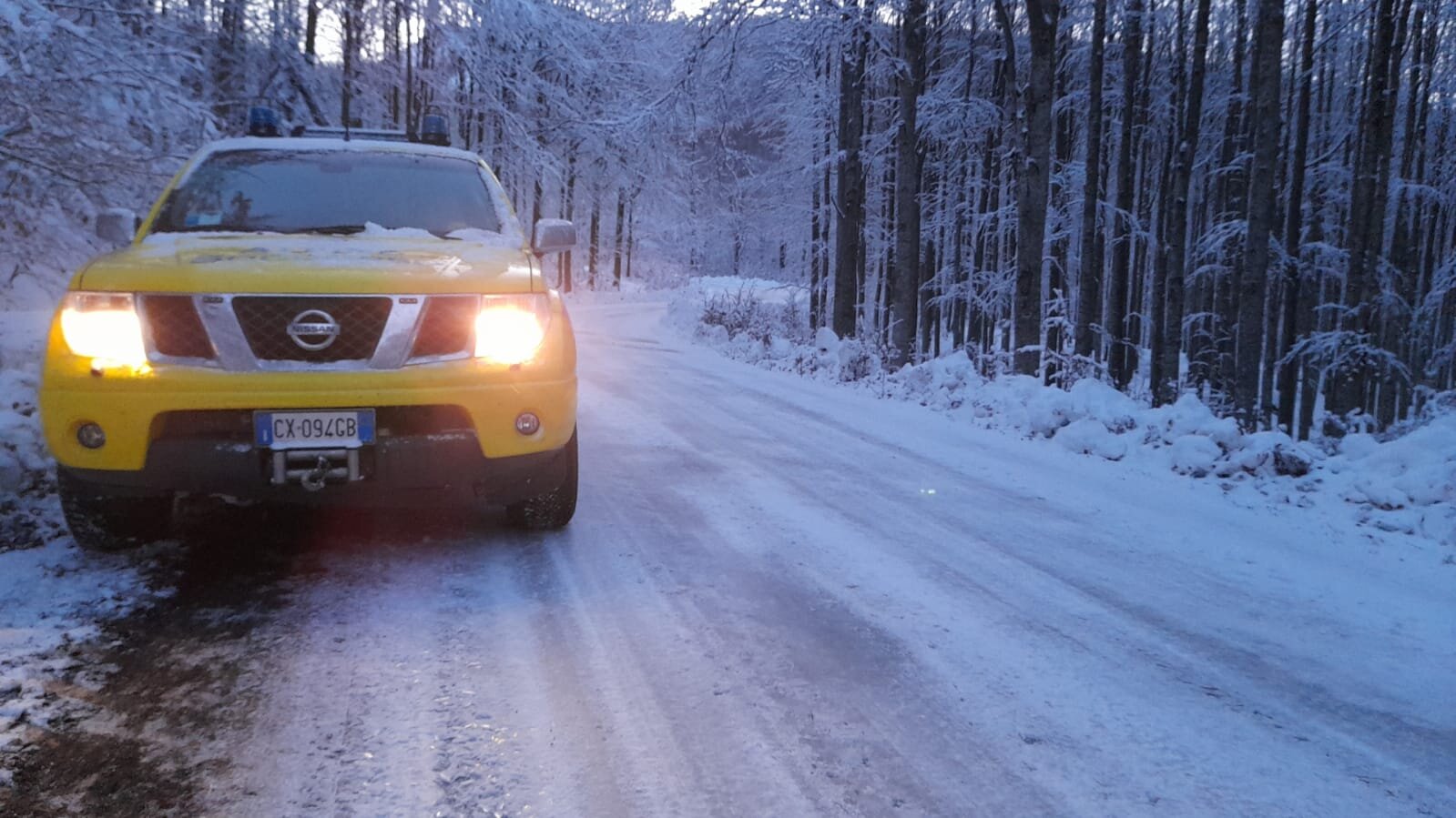 28 novembre 2021. Prato Spilla (PR). Prestare attenzione al ghiaccio