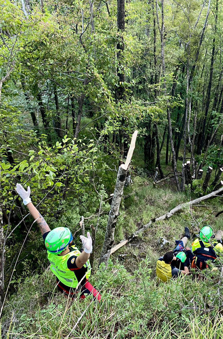7 settembre 2023. Pracchia (BO). Cade in un dirupo durante escursione.