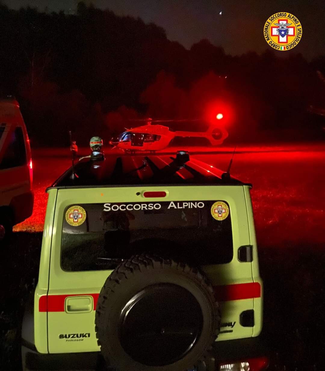 18 luglio 2023. Cascate Lavacchiello RE. Scivola in un dirupo e si procura diversi traumi.