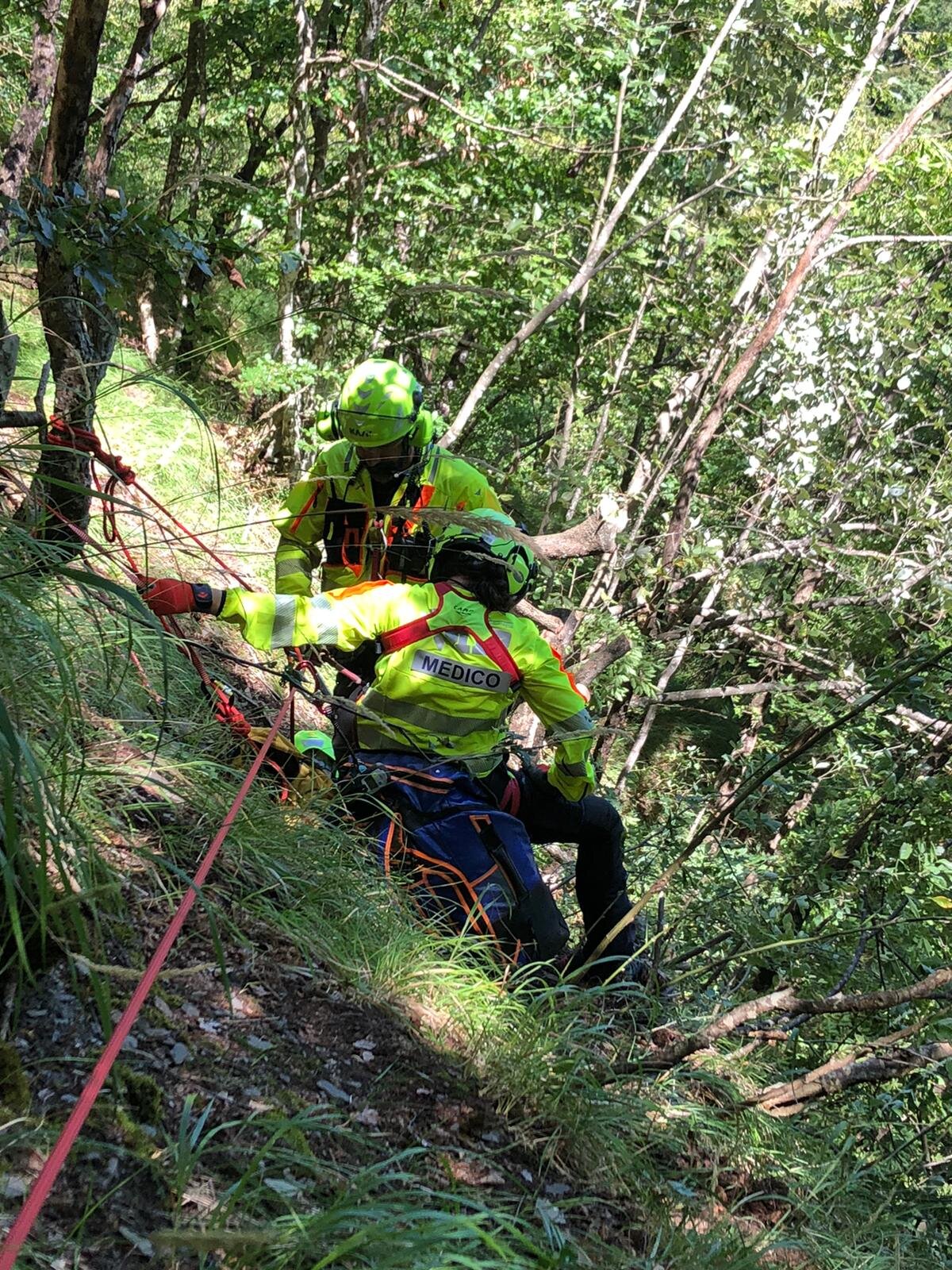 22 agosto 2020. Fanano (MO). Scivola in un dirupo mentre cerca funghi con i compagni.