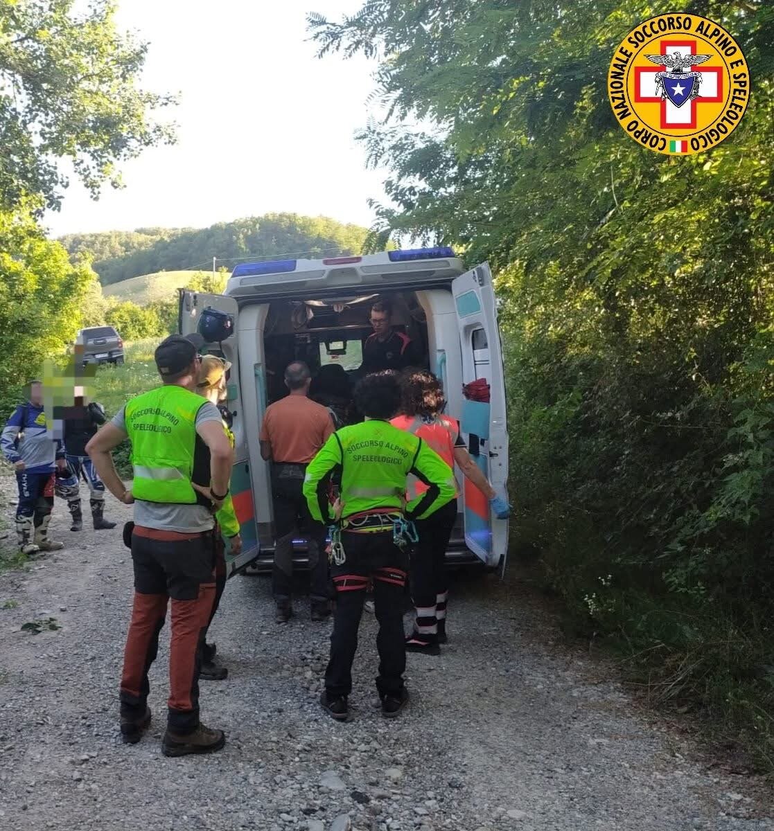 28 giugno 2025. Ponte dell&rsquo;olio (PC). Soccorso motociclista caduto nel bosco.