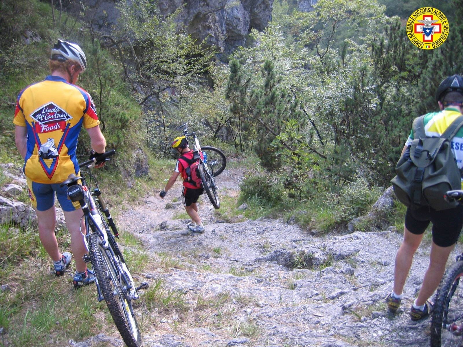 20 settembre 2020. Sestola (MO). Cade dalla mountain bike.