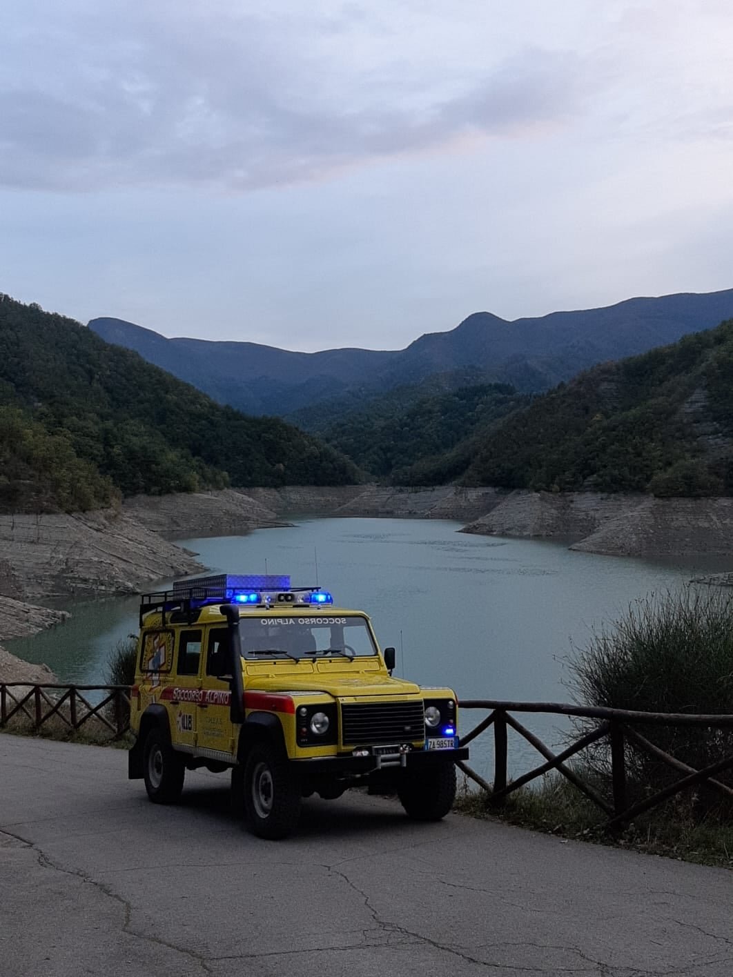 19 ottobre 2021. Diga di Ridracoli (Santa Sofia - Fc) - Escursioniste in difficolt&agrave;, recuperate incolumi. Continuano intanto le ricerche della persona scomparsa nell'appennino ravennate.