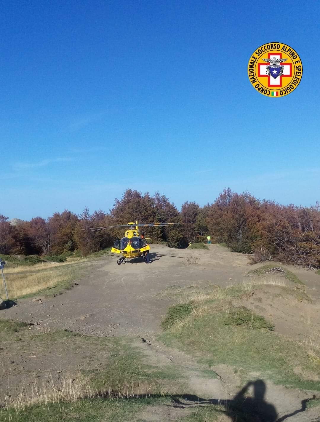 8 ottobre 2023. Monte Cusna (RE). Escursionista si procura un trauma cadendo.