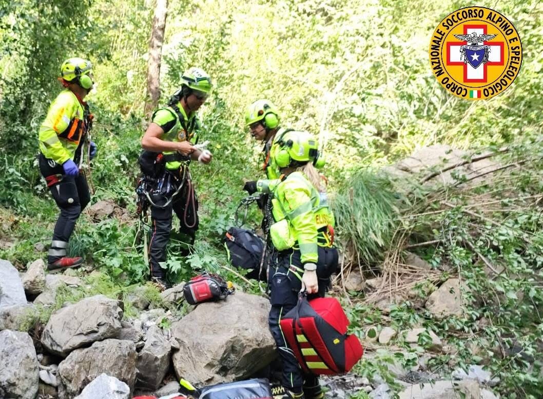 6 luglio 2025. Rovaiola Sopra (Marsaglia-PC). Soccorso Biker in scarpata.