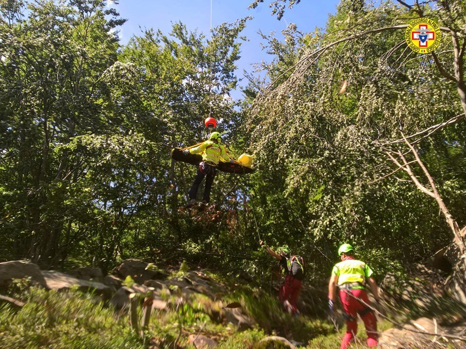 17 agosto 2019. Monchio delle Corti (PR). Cade mentre va a funghi.
