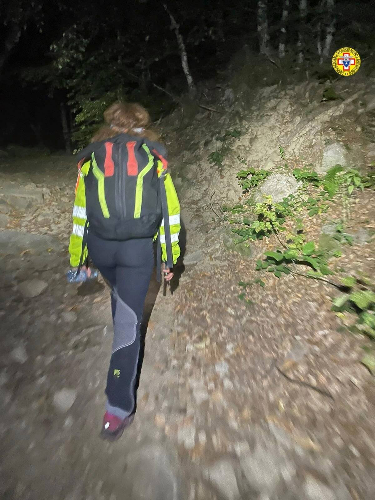 5 settembre 2021. Monte Cusna (RE). Viene colto dal buio durante un’escursione. 5 settembre 2021. Monte Cusna (RE). Viene colto dal buio durante un’escursione.