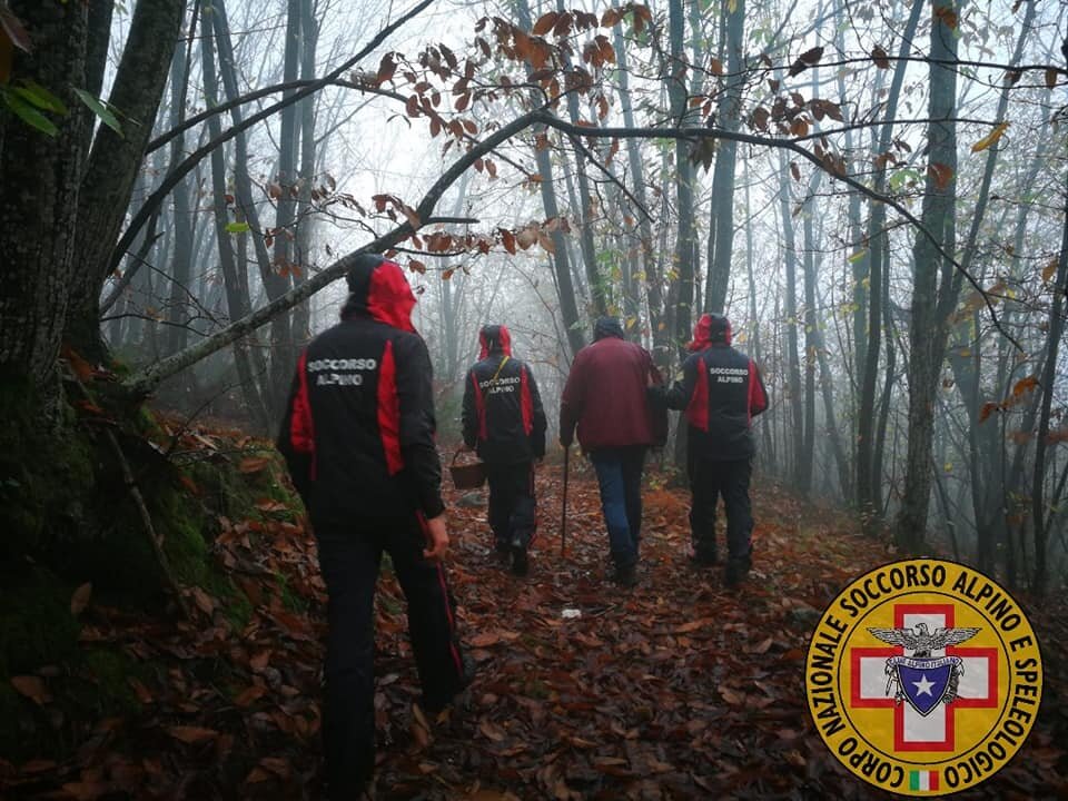 2 novembre 2019. Boschetto di Albareto (Parma). Fungaiolo si perde nei boschi. Ritrovato incolume.