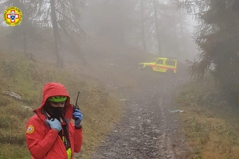 7 ottobre 2021. Lago di Ballano (PR). Perde l'orientamento per la fitta nebbia durante passeggiata.