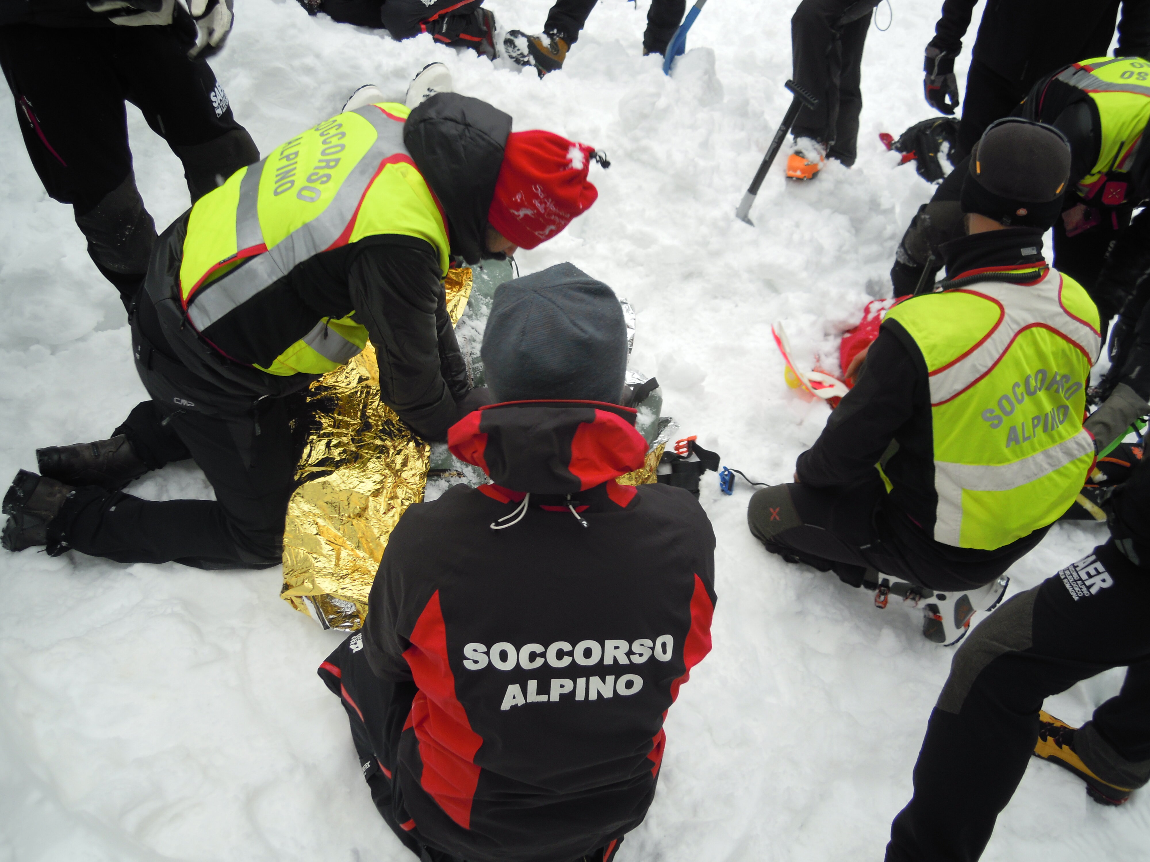 26 febbraio 2018. Vizzola di Ricc&ograve; (Fornovo di Taro &ndash; Pr). Ragazzo cade dallo slittino . Trasportato in ospedale.
