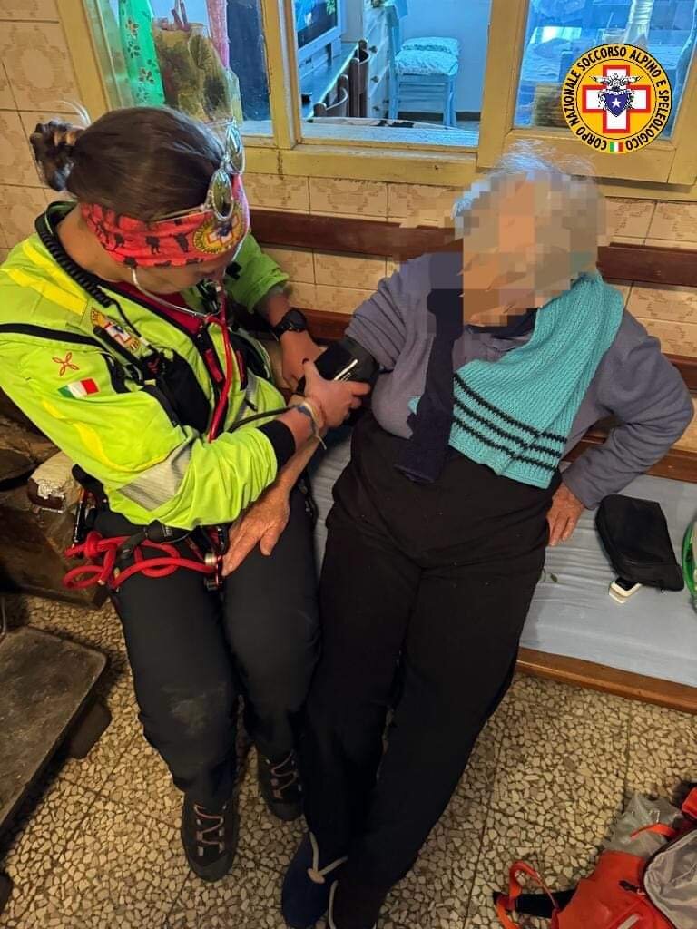 1 novembre 2023. Pomarolo - Csastagnola ( Ferriere - PC). Assistenza alla popolazione delle frazioni isolate.