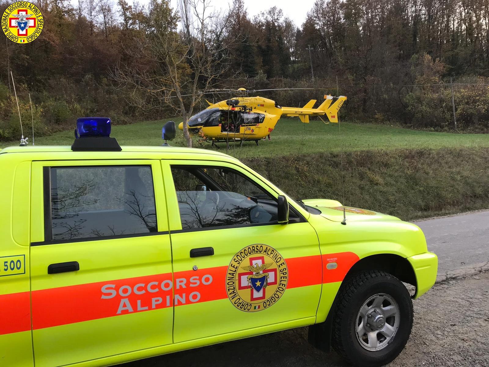 1 maggio 2019. Tradoni (PC). Cade dalla moto su sentiero, necessario l'intervento del Soccorso Alpino 1 maggio 2019. Tradoni (PC). Cade dalla moto su sentiero, necessario l'intervento del Soccorso Alpino