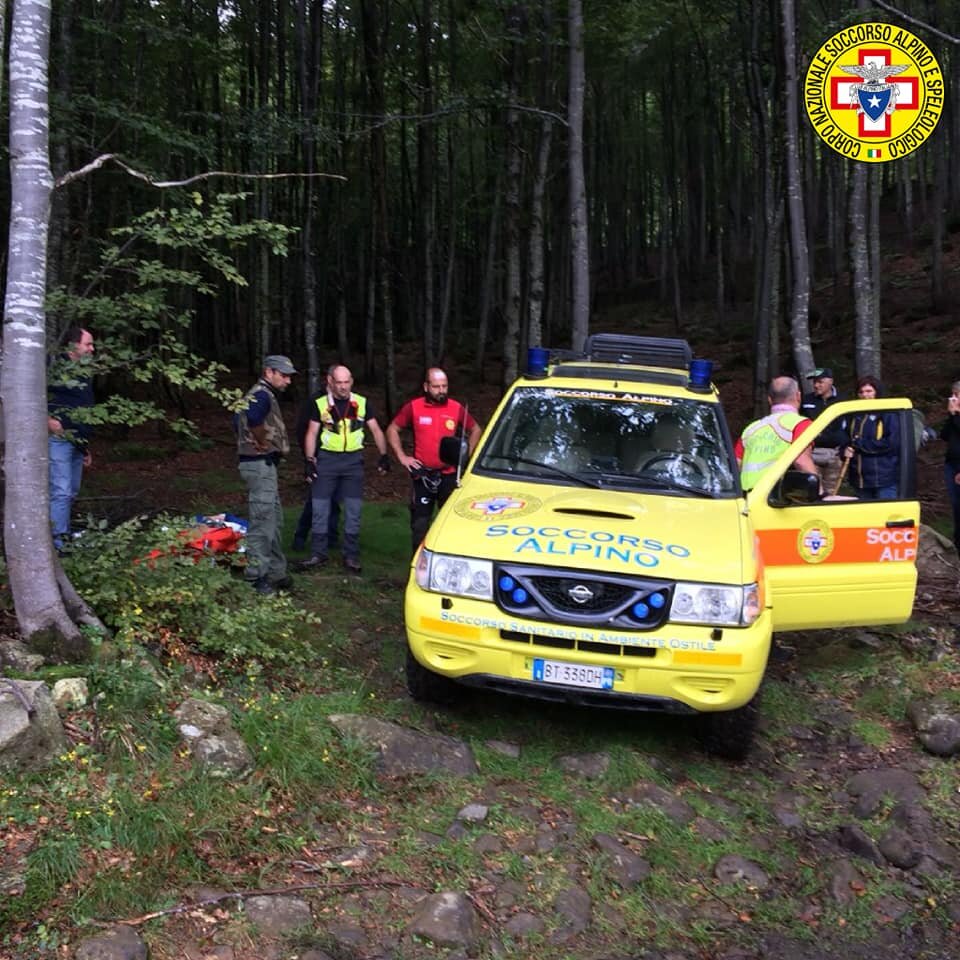 2 settembre 2018. APPENNINO PARMENSE EST - Due interventi in contemporanea per fungaioli in difficolt&agrave;.