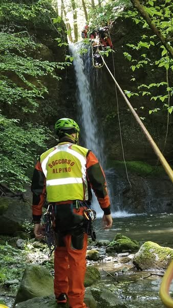 Maggio 2025. Prialunga (GE). Formazione Tecnici soccorso in forra.
