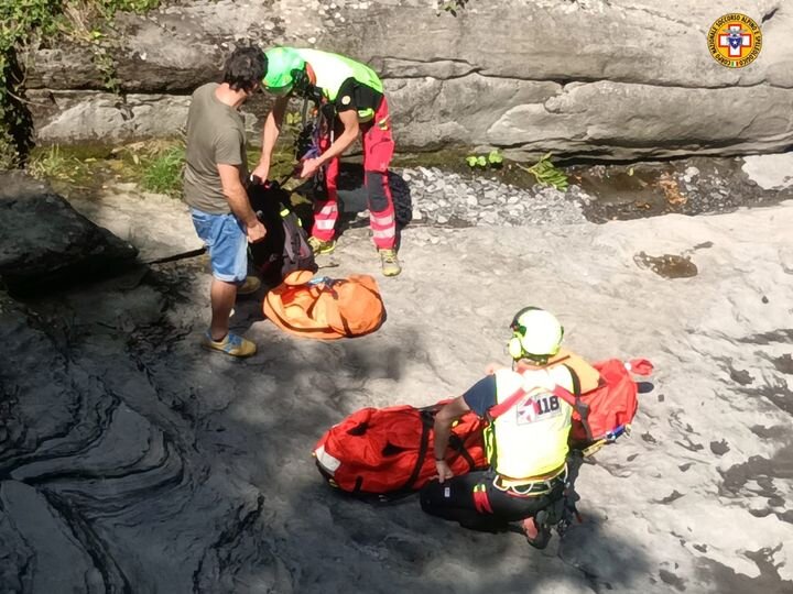 3 settembre 2024. Fanano (MO). Cade nel greto del fiume durante passeggiata.