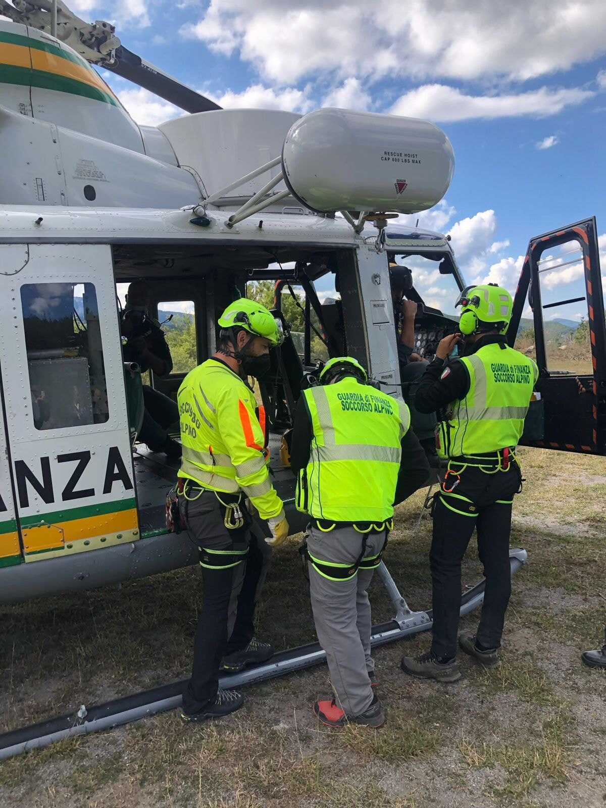 3 settembre 2021. Appennino Tosco-Emiliano - Esercitazione aeronautica con il Soccorso Alpino della Guardia di Finanza