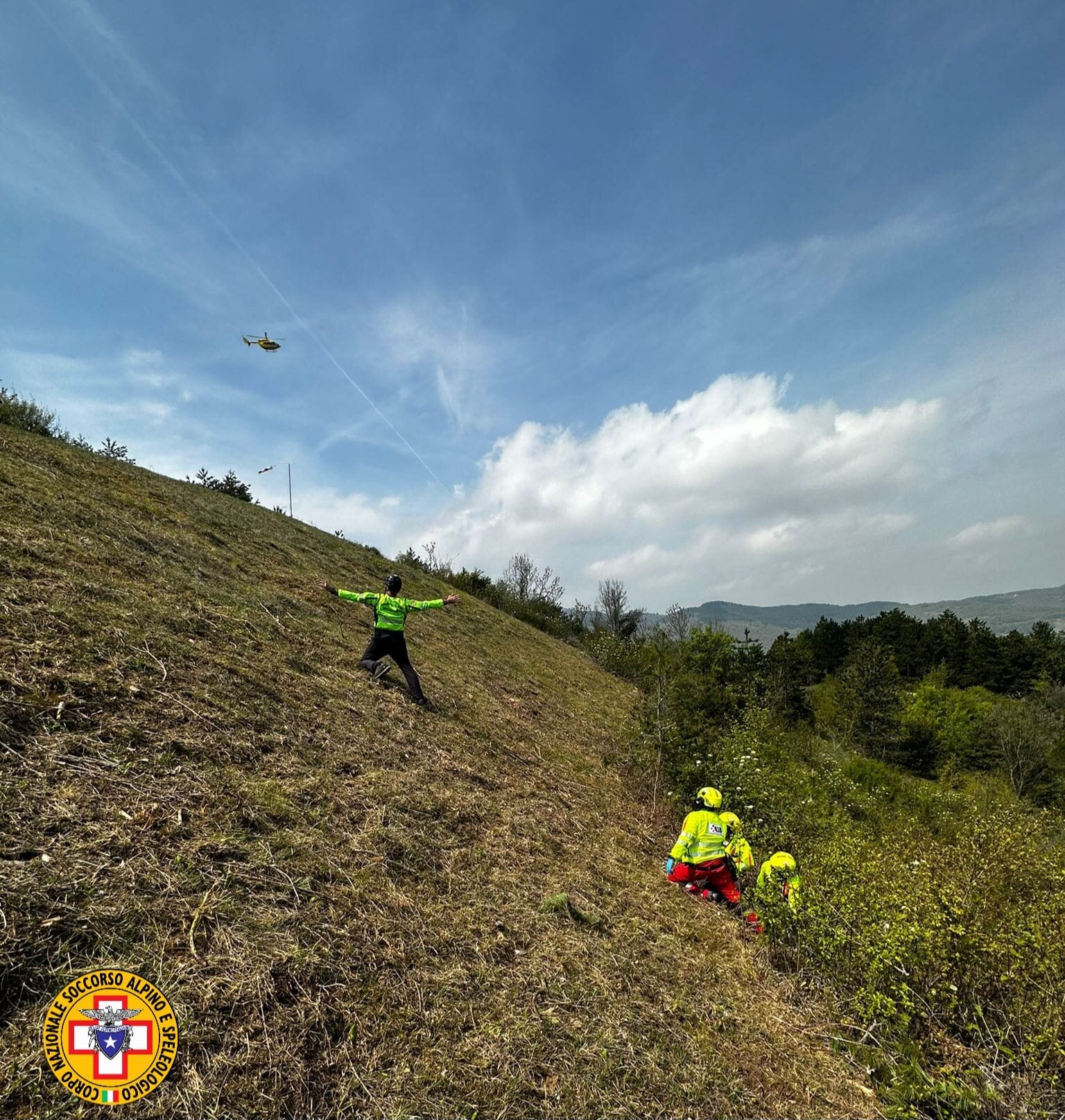 9 luglio 2024. Castel di Casio (BO). Soccorsi occupanti di trattore ribaltato.