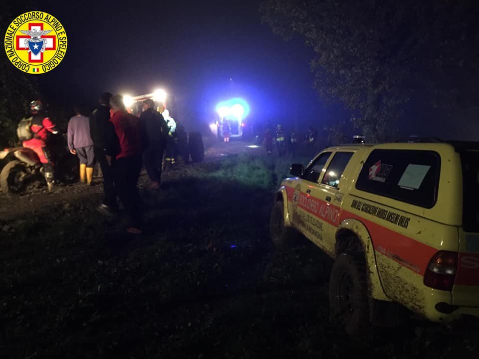 10 novembre 2018. Orsi (Bore-PR). Motociclista infortunato. Recupero difficoltoso.