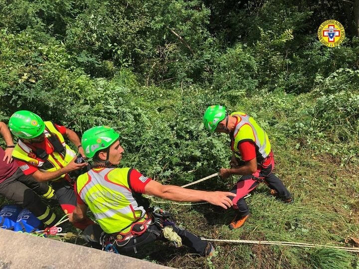 14 agosto 2021. Pian del Falco (Sestola - MO). Cade dalla Scarpata.