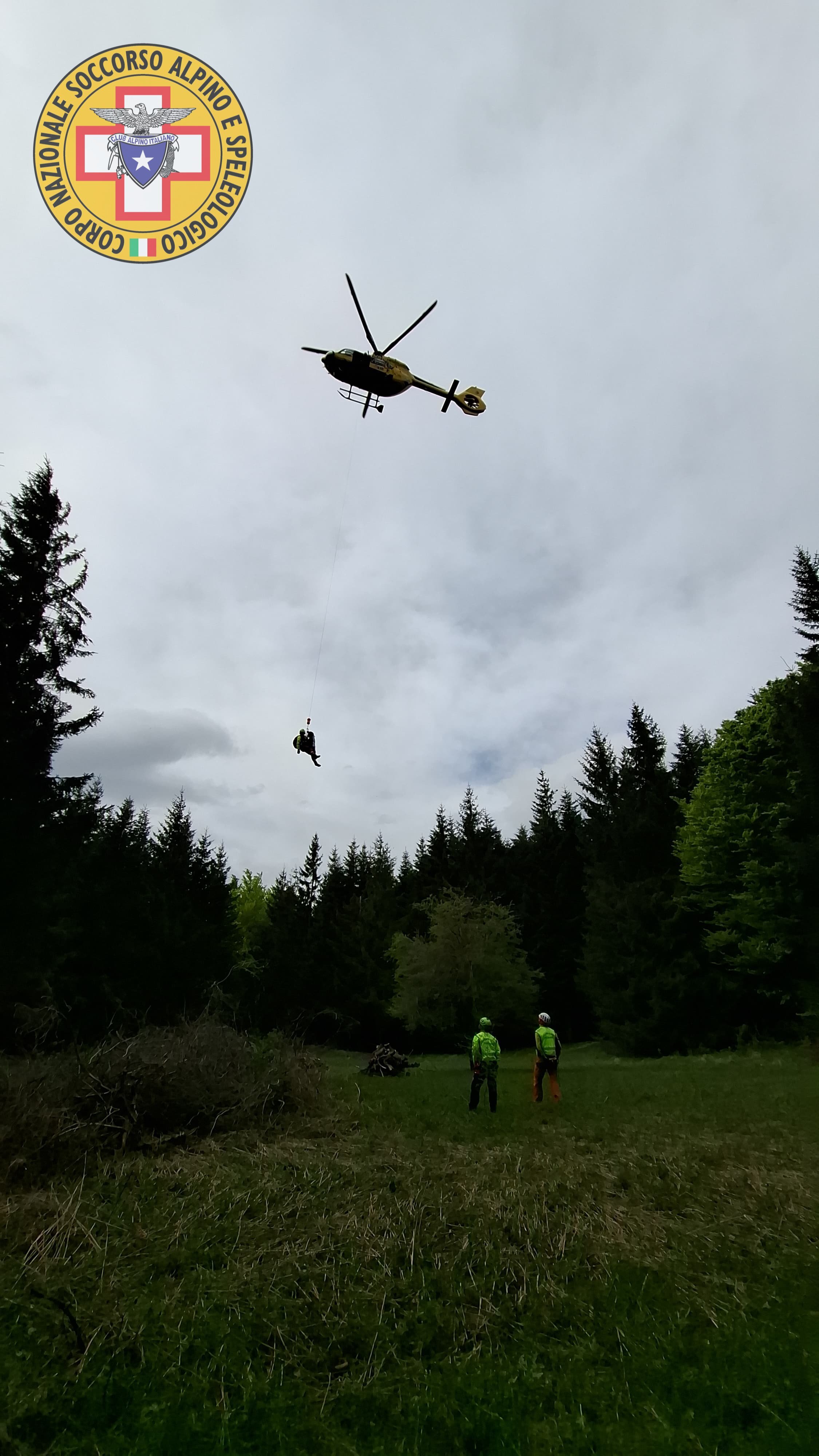 3 maggio 2025. monte Cavalcalupo (Calestano-PR). Soccorso motociclista.