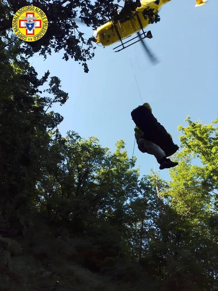 12 giugno 2021. Casalfiumanese (BO). Cade nella scarpata durante escursione
