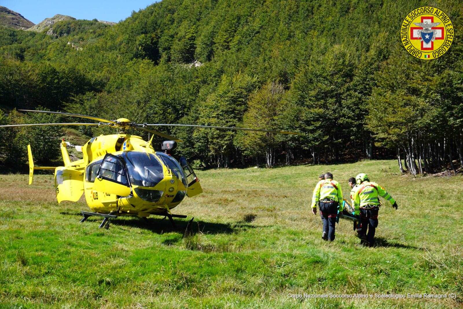 25 settembre 2018. Monte Torricella (Monchio delle Corti -Pr). Fungaiolo infortunato ad una gamba. Trasportato in ospedale con l'elicottero.