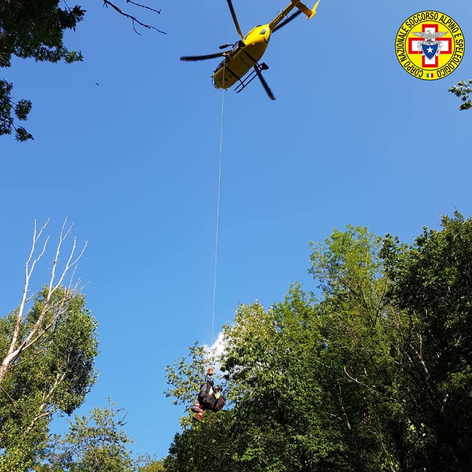 5 agosto 2018. Fanano (Mo). Escursionista scivola sul greto di un torrente fratturandosi una gamba.