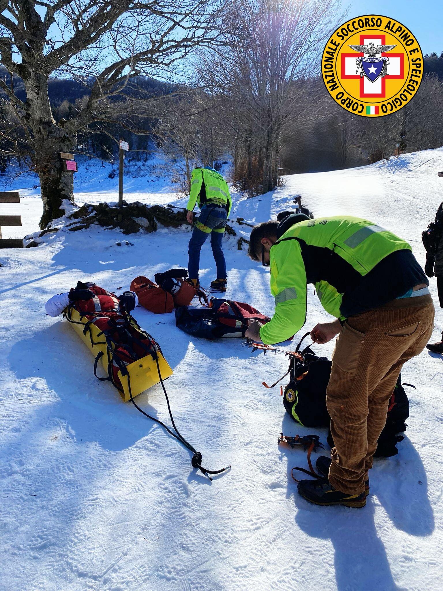11 gennaio 2026. Lago Calamone (Ventasso, RE): soccorso escursionista. 11 gennaio 2026. Lago Calamone (Ventasso, RE): soccorso escursionista.