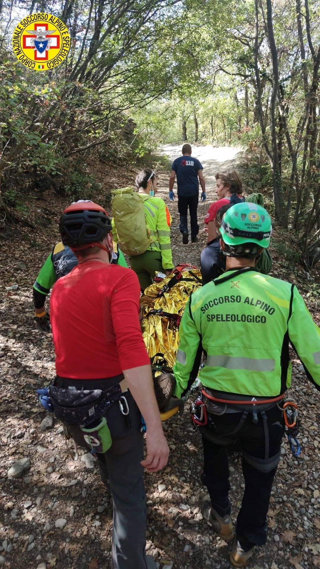 23 settembre 2021. Parco dei Gessi (BO). Cade durante scursione.