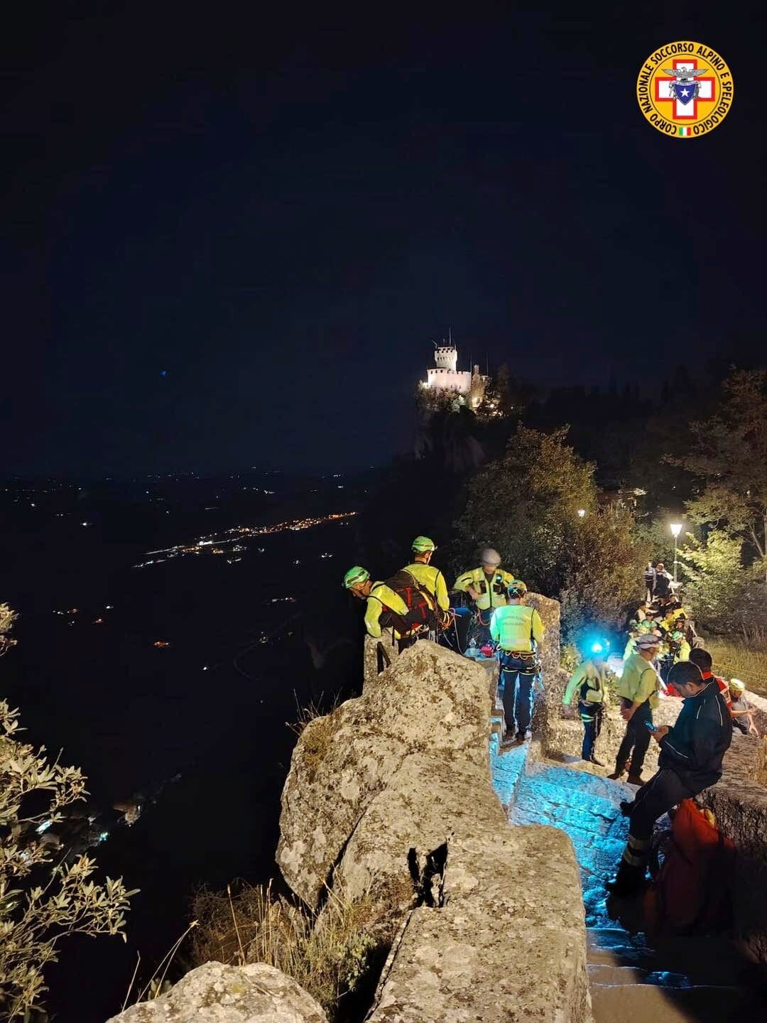 10 settembre 2025. Repubblica di San Marino. I tecnici della Monte Falco impegnati in una complessa operazione di recupero.