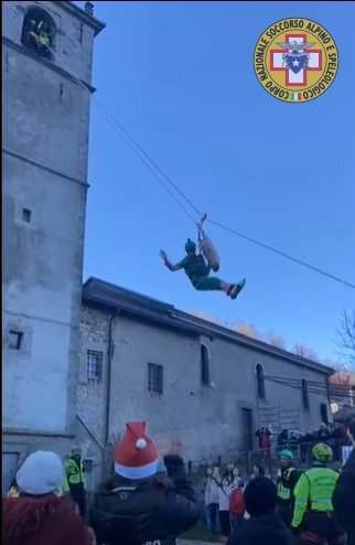 13 dicembre 2025. Monchio delle Corti (PR). Scendono caramelle dal cielo.