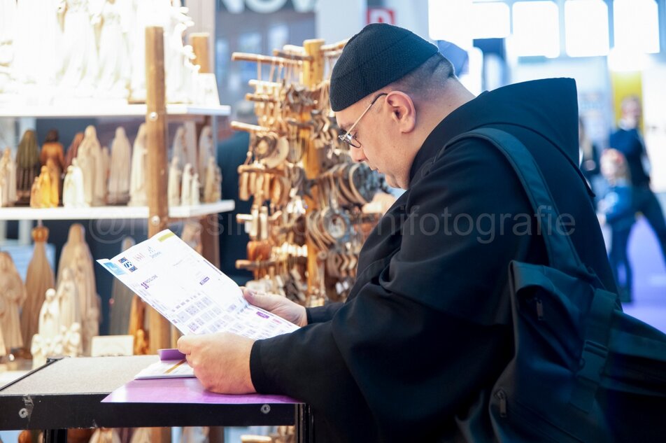 _mcf6377.jpeg _mcf6377.jpeg