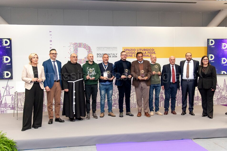 _mcf6803.jpeg _mcf6803.jpeg