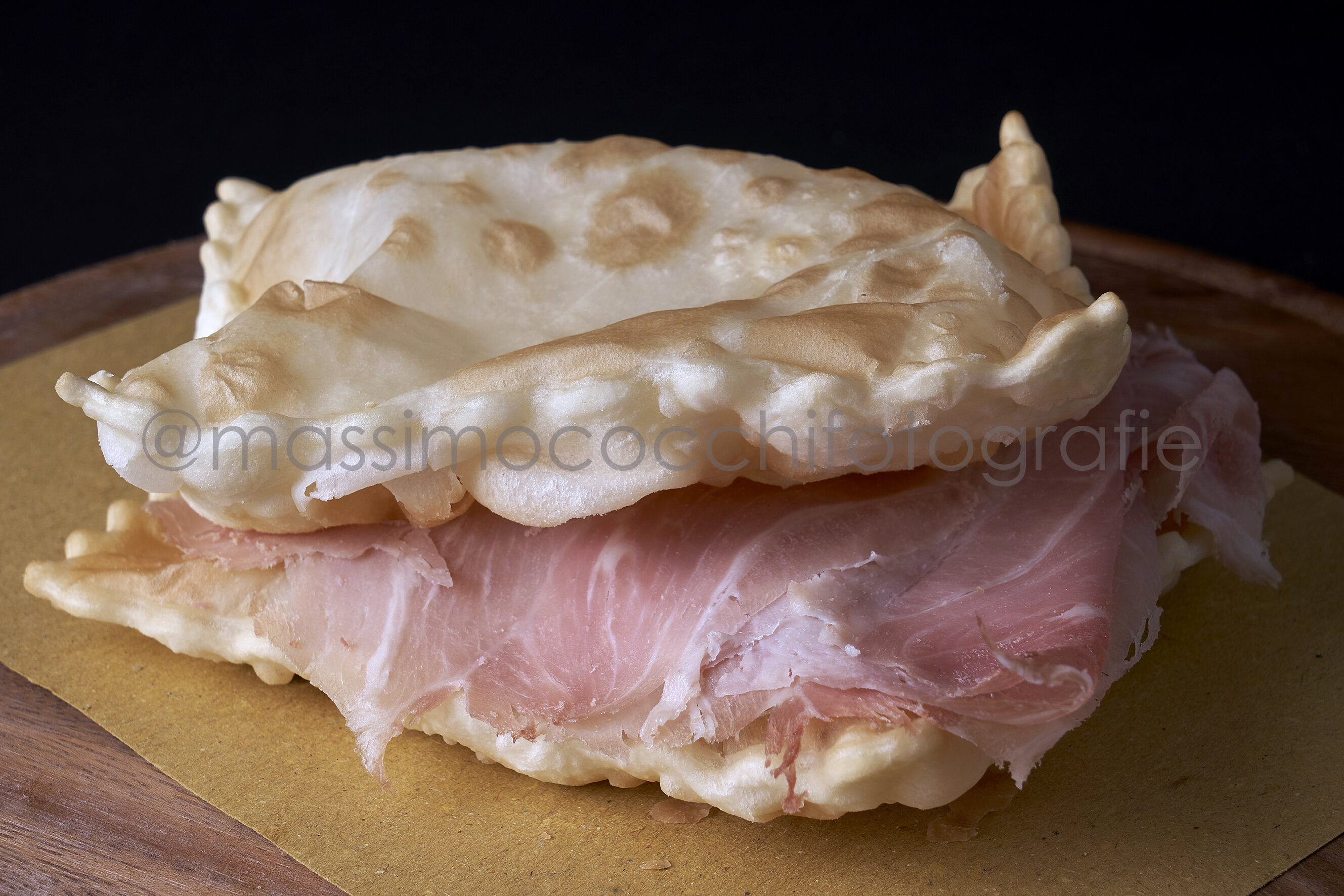 LA TIGELLONA - ALCUNE FOTO PER IL MENU' DEL NUOVO PUNTOVENDITA PRESSO IL CENTRO COMMERCIALE IL CASTELLO FERRARA